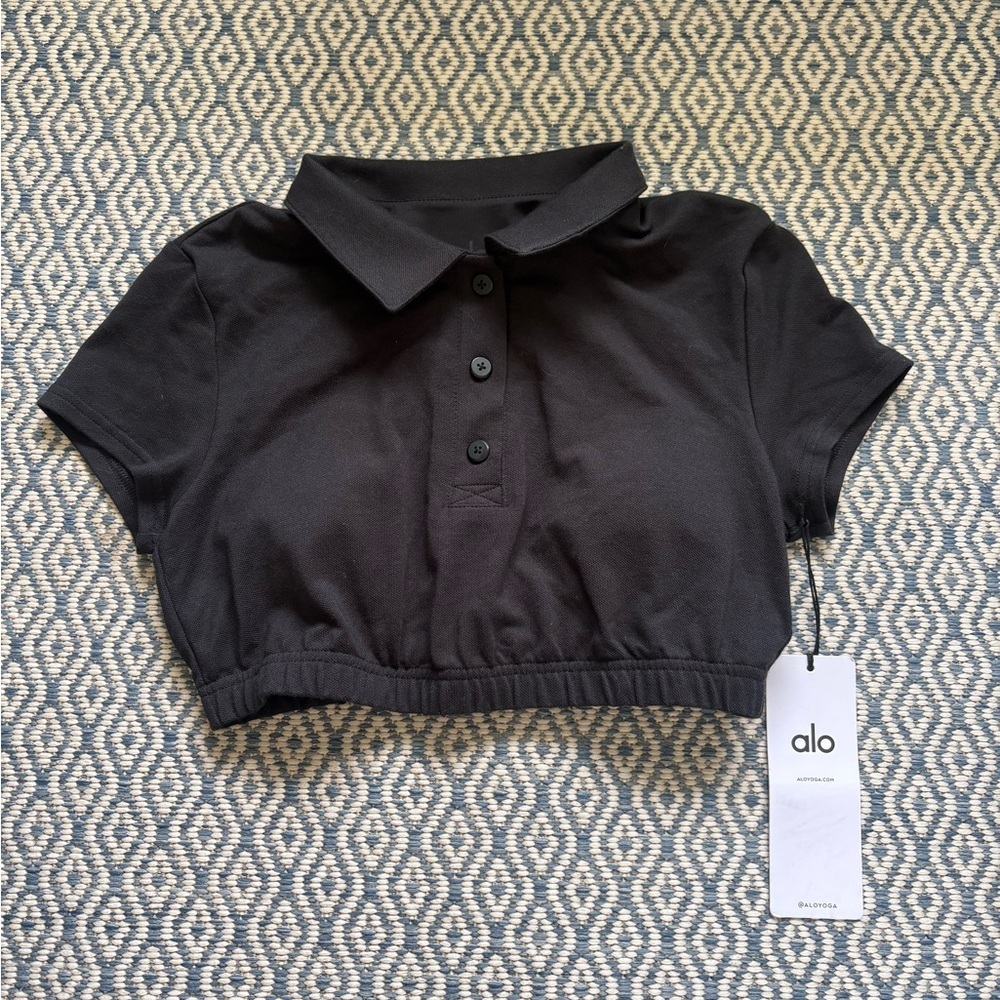 NWT ALO “Cropped Prestige Polo” in black